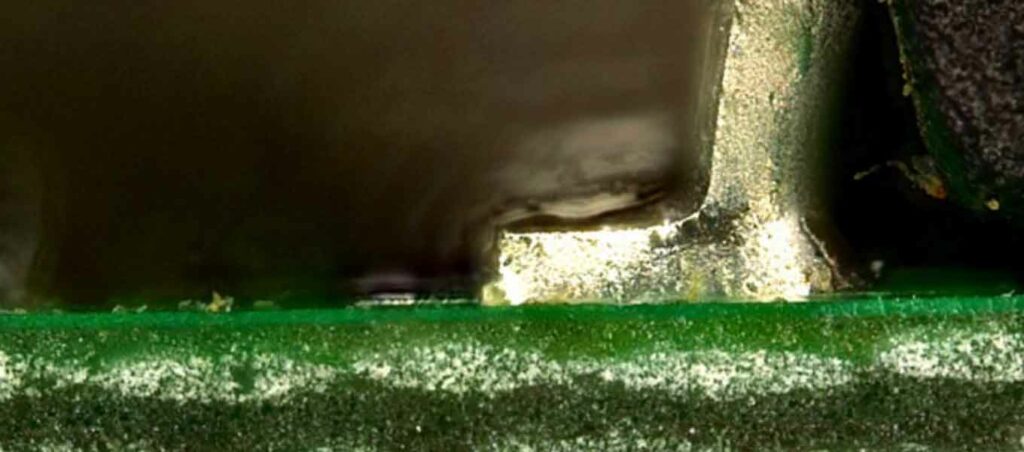 Magnified DRAM Lead